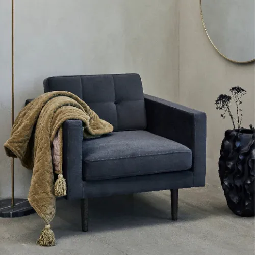Poltrona Ella 75x81 cm. cinza escuro Poltrona Ella 75x81 cm. cinza escuro